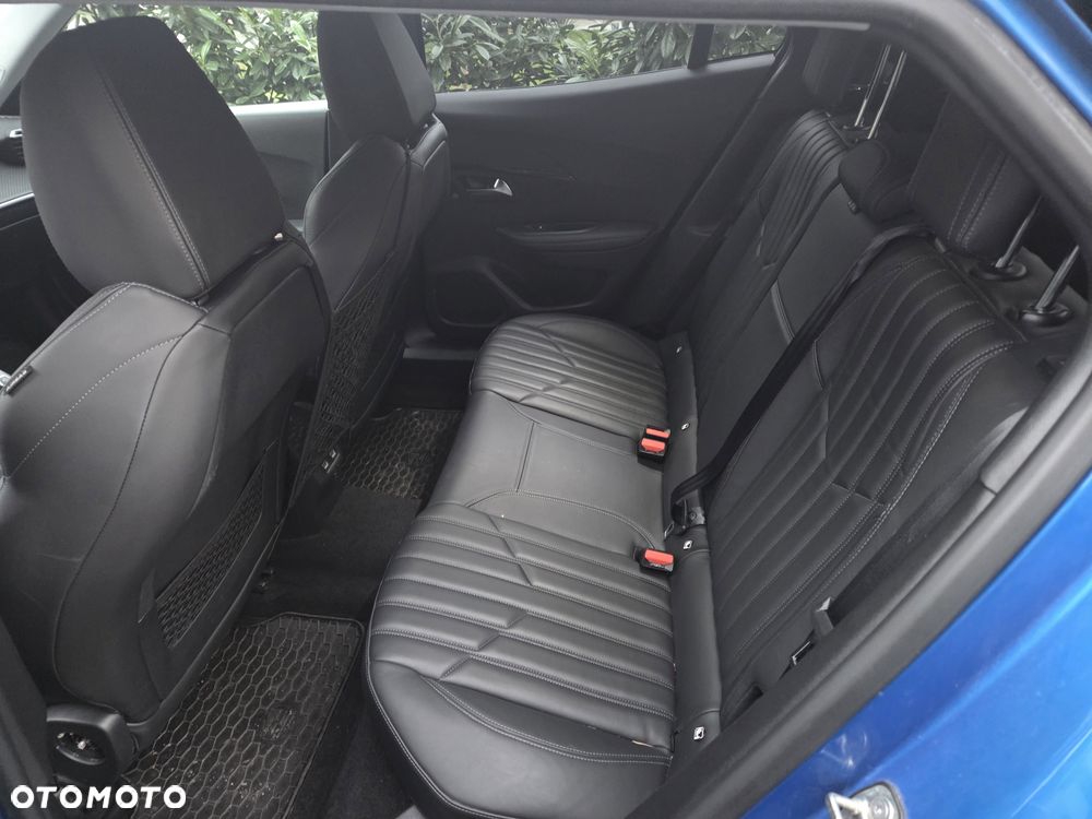 Peugeot 2008 PureTech 130 Stop&Start EAT6 Black Edition - 24