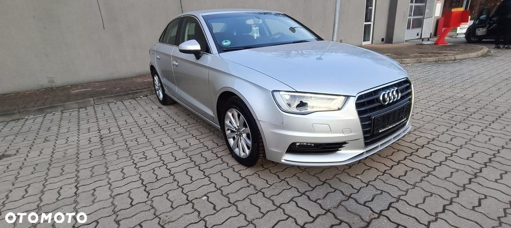 Audi A3 Limousine 1.6 TDI Ambiente - 10