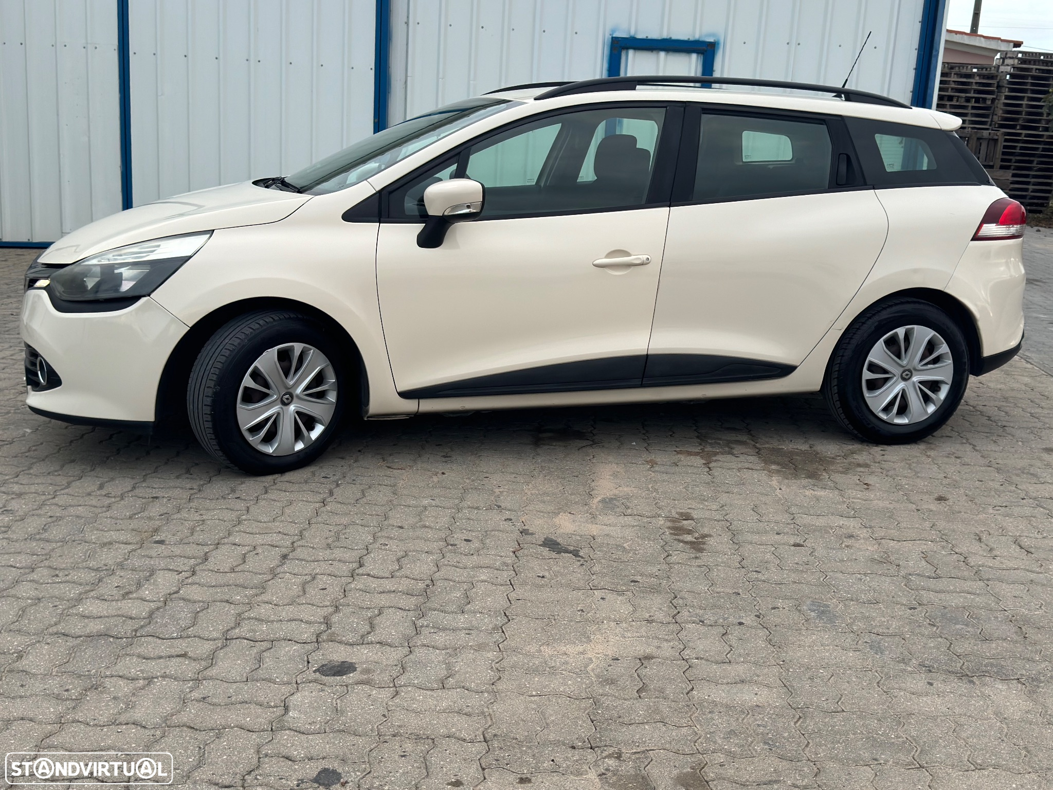 Renault Clio Sport Tourer - 2