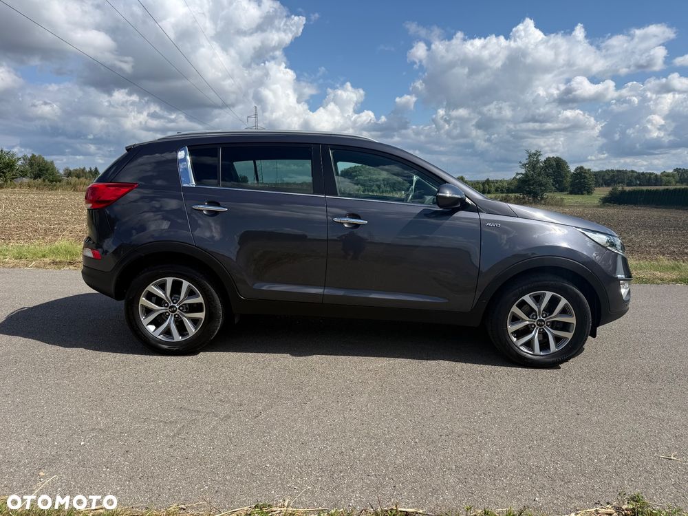 Kia Sportage 2.0 CRDI 4WD Attract - 9