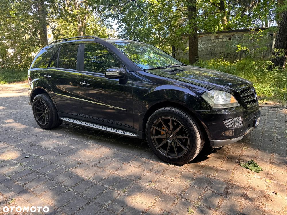 Mercedes-Benz ML - 13