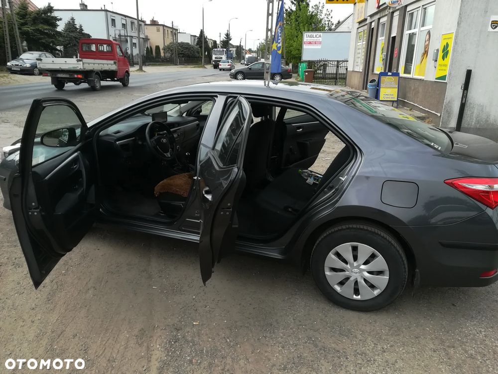 Toyota Corolla 1.6 Active EU6 - 10