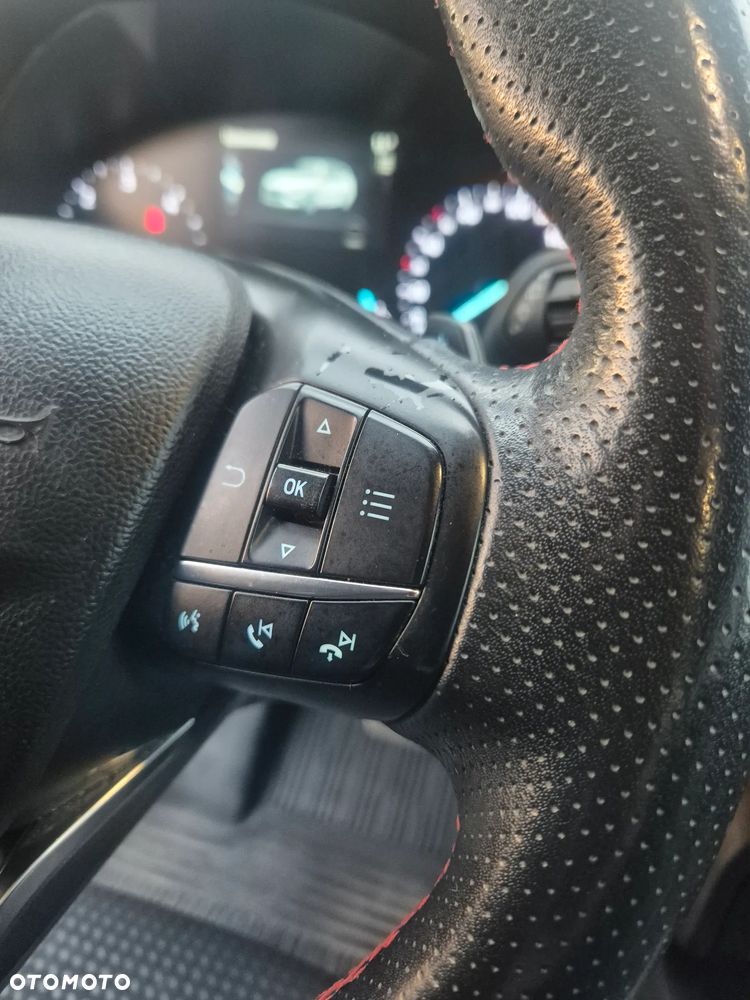 Ford Focus 2.0 EcoBlue ST-Line - 27