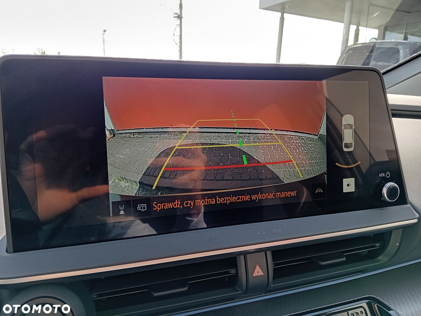 Toyota Prius - 16