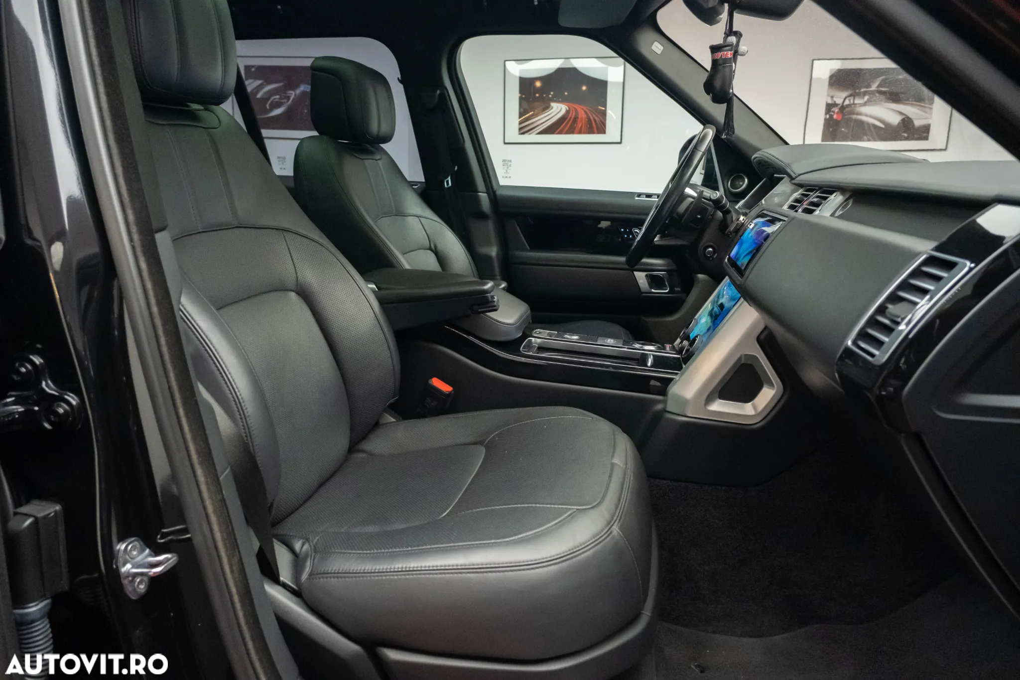Land Rover Range Rover 4.4L SDV8 Vogue - 25