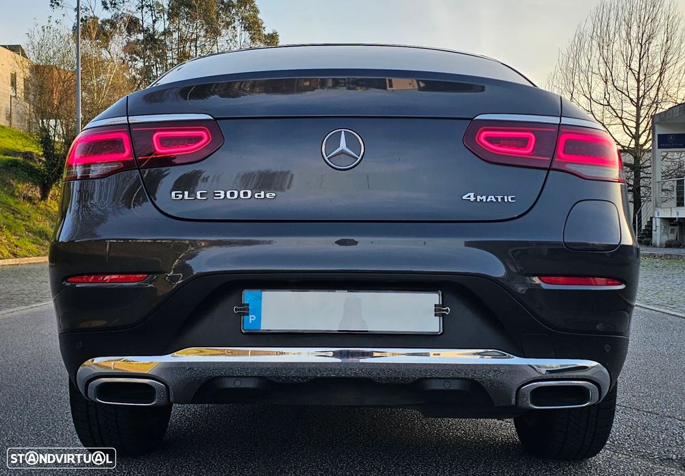 Mercedes-Benz GLC 300 de Coupe 4Matic 9G-TRONIC - 9