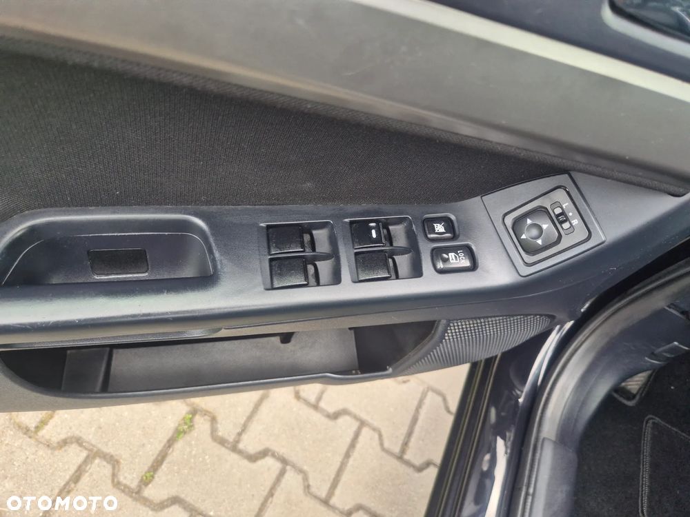 Mitsubishi Lancer 1.8 Intense - 22