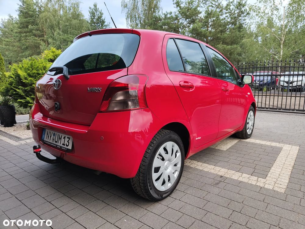 Toyota Yaris 1.4 D-4D Sol - 4