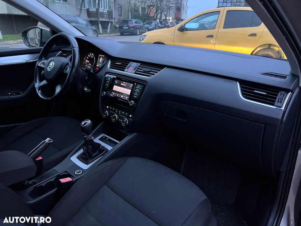 Skoda Octavia 1.6 TDI Ambition - 18