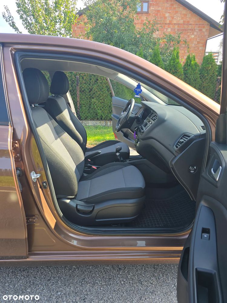 Hyundai i20 - 14