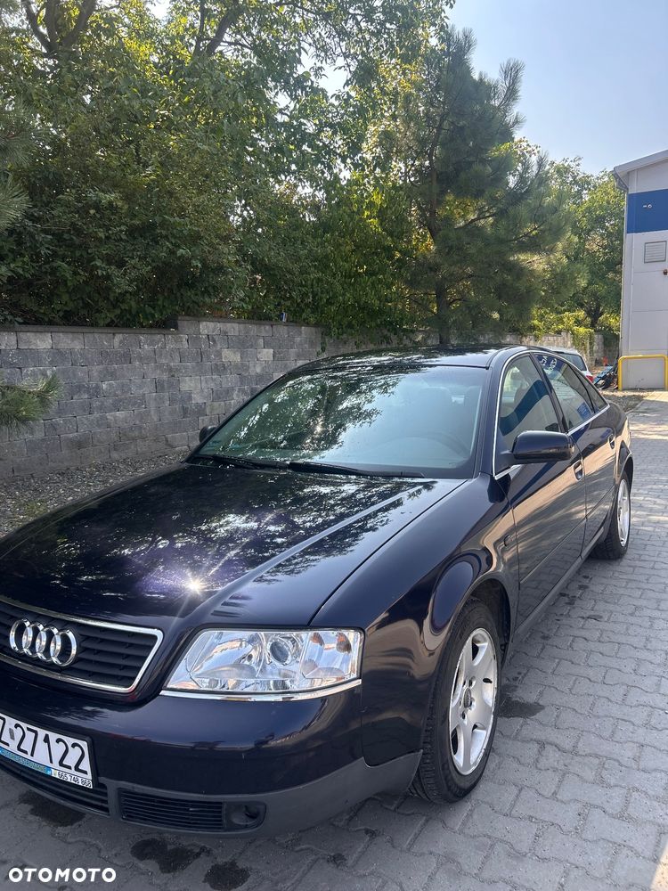 Audi A6 Limousine 2.4 - 7