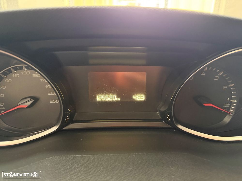 Peugeot 308 PureTech 110 Stop & Start Style - 13