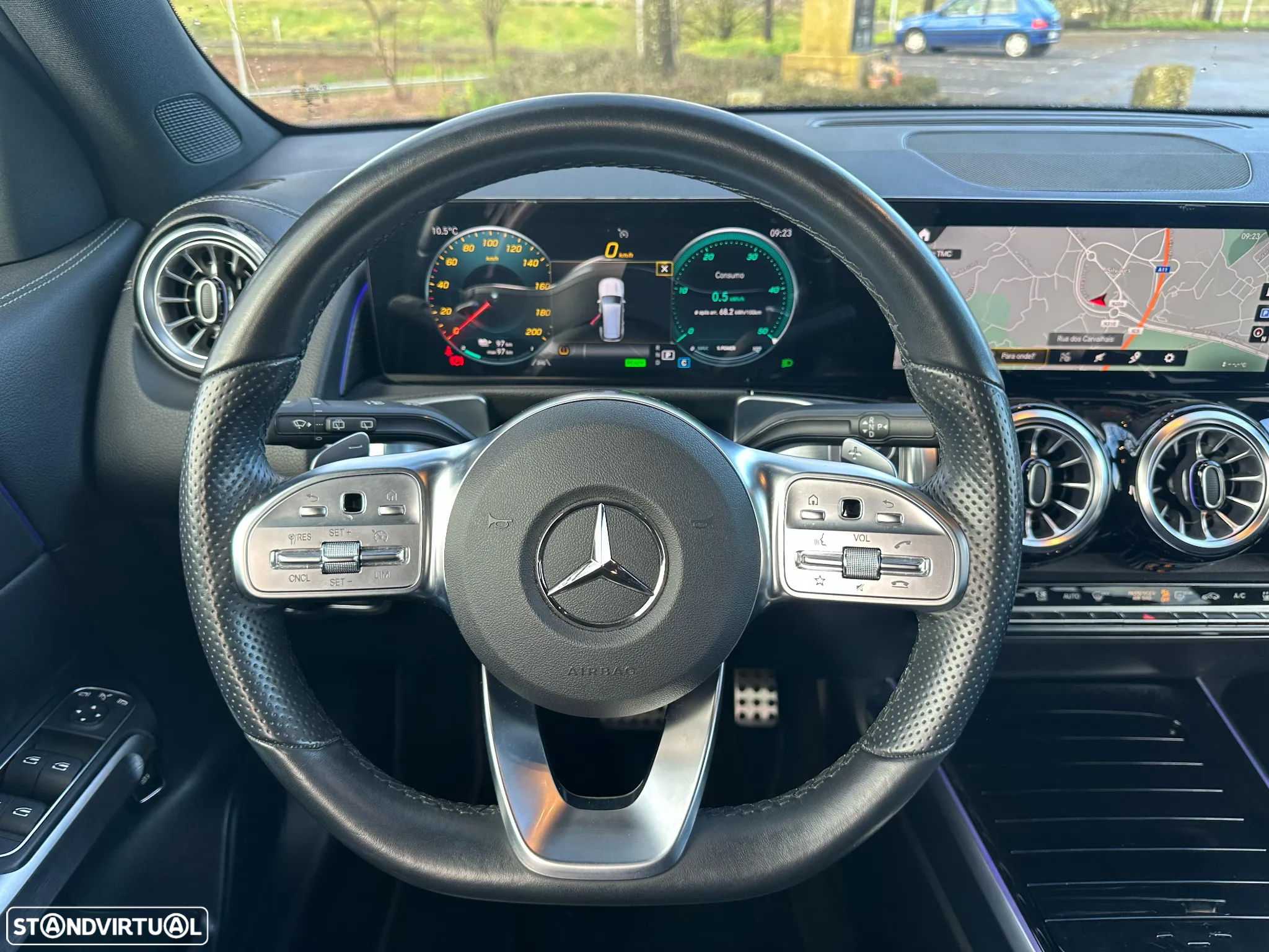 Mercedes-Benz EQB 350 4Matic AMG Line - 33