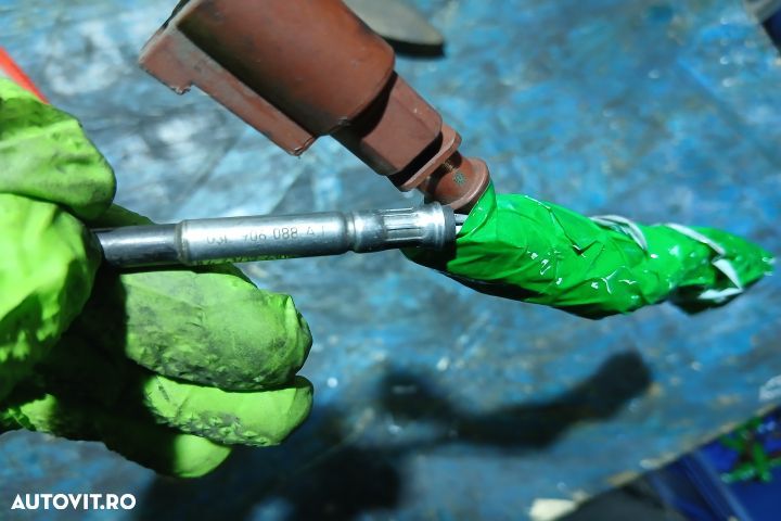 Senzor temperatura gaze de evacuare 03L906088AJ 03L906088AJ Volkswage - 2