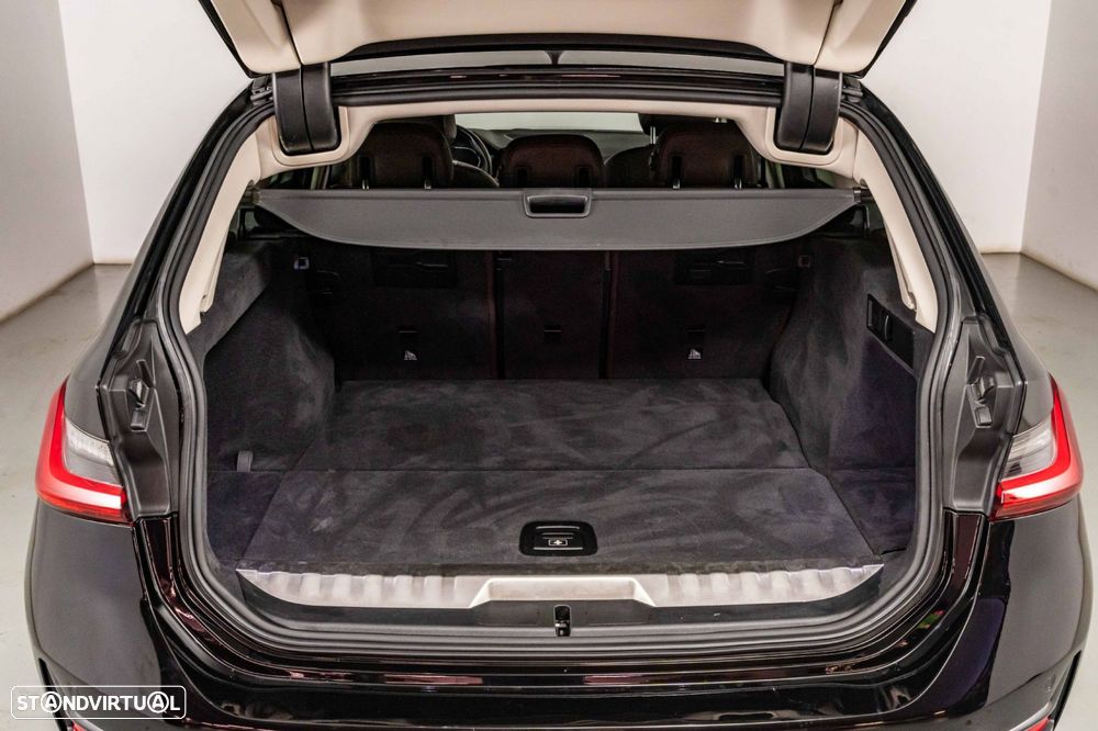 BMW 330 e Line Luxury Auto - 15