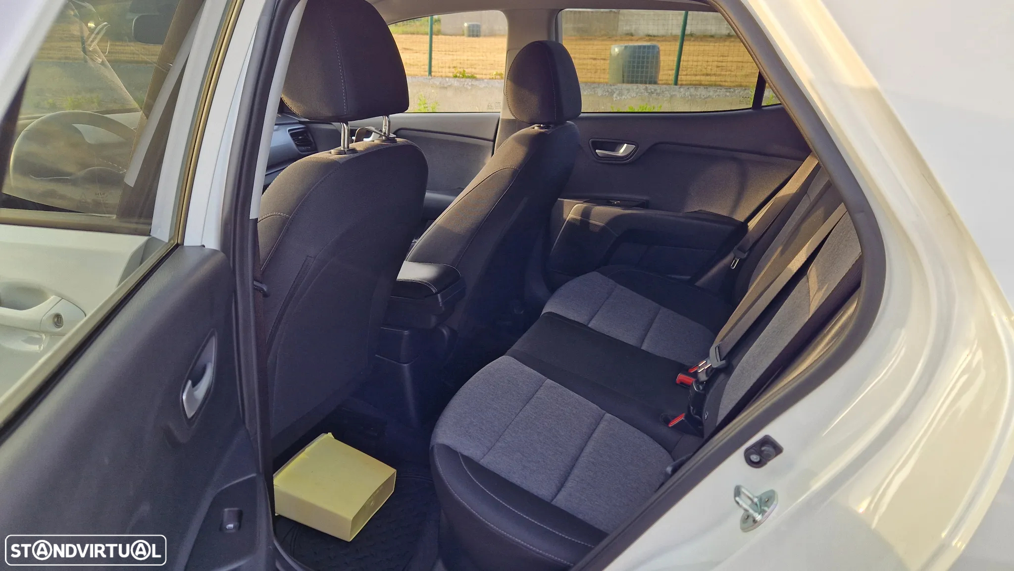 Kia Stonic 1.2 Dynamic - 9