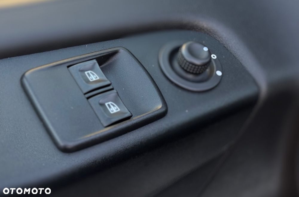 Renault Trafic Kombi 2.0 L2 HD Pack Clim EDC - 24