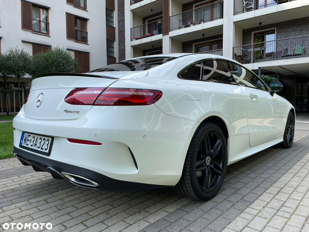 Mercedes-Benz Klasa E 220 d Coupe 4-Matic 9G-TRONIC - 20