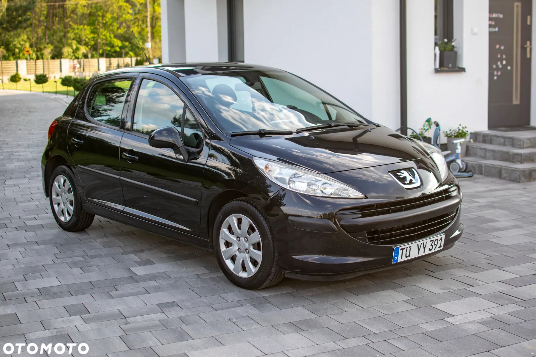 Peugeot 207 - 11
