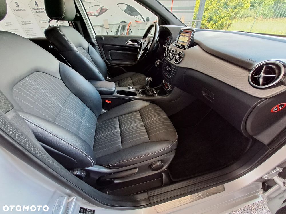 Mercedes-Benz Klasa B 200 (BlueEFFICIENCY) - 19