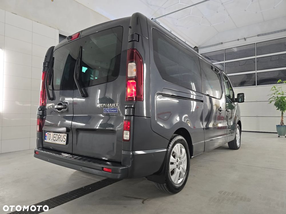 Renault Trafic - 8