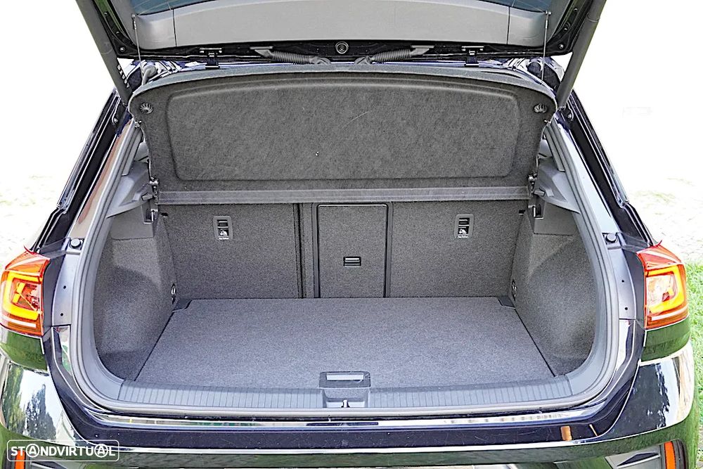 VW T-Roc 2.0 TDI R-Line DSG - 27