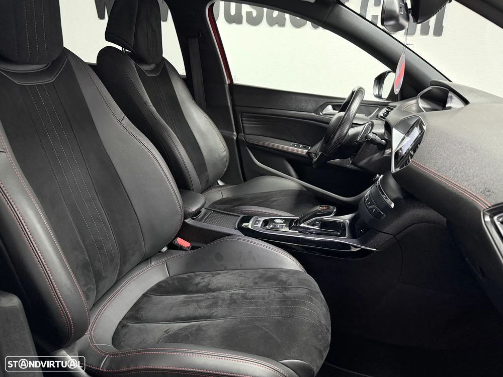 Peugeot 308 BlueHDi FAP 130 EAT8 Stop & Start GT - 23