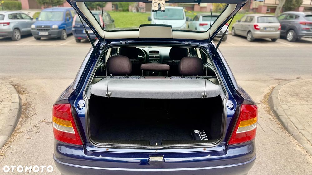 Opel Astra - 18