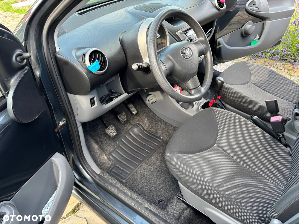 Toyota Aygo 1.0 VVT-i Terra A/C - 10
