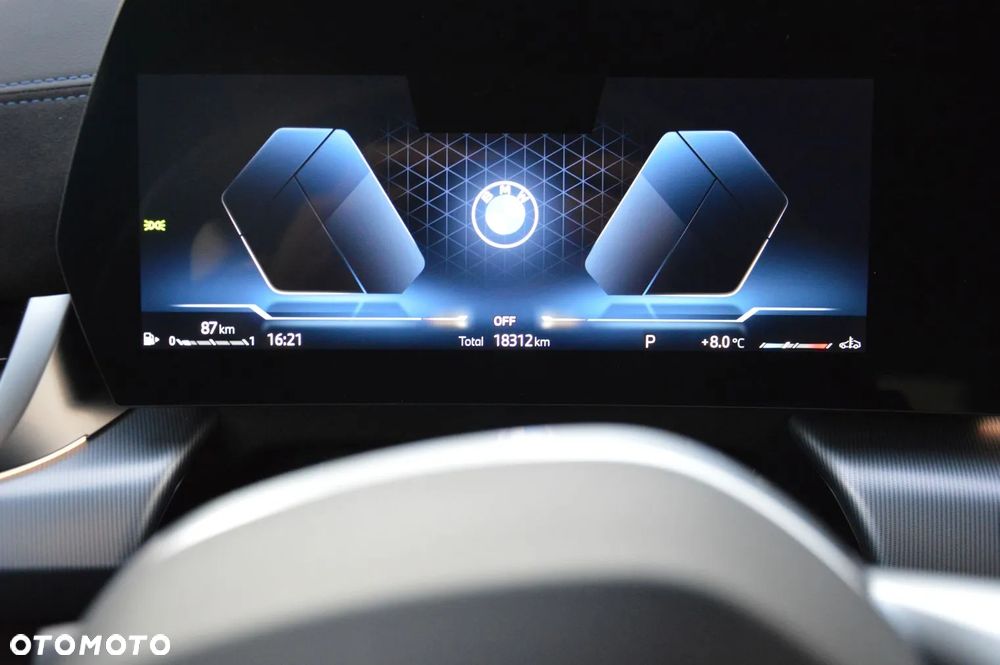 BMW Seria 8 M850i xDrive - 15