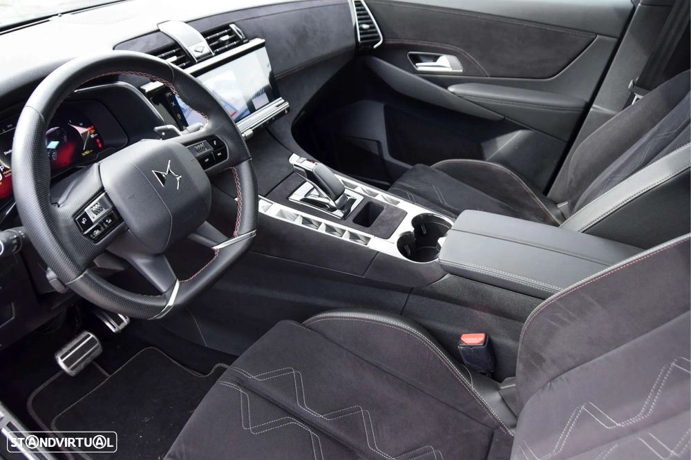 DS DS7 Crossback E-Tense Performance Line EAT8 - 9