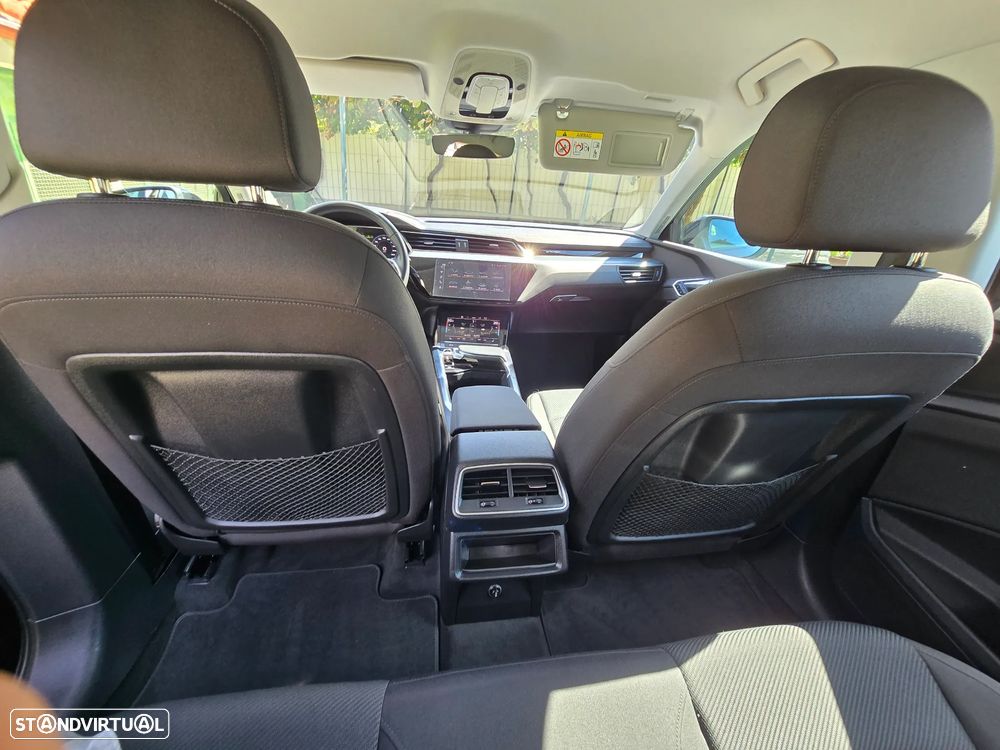 Audi e-tron 50 quattro S line - 11