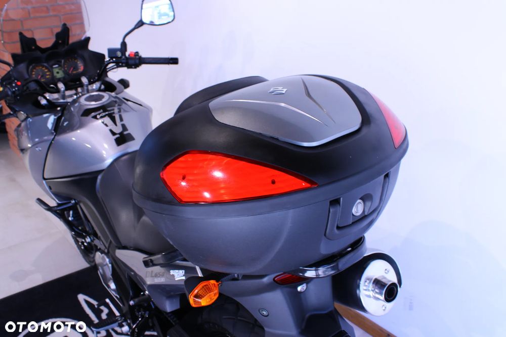 Suzuki DL - 35