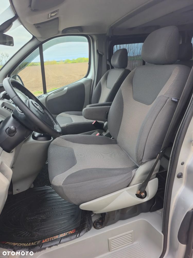 Opel Vivaro - 14
