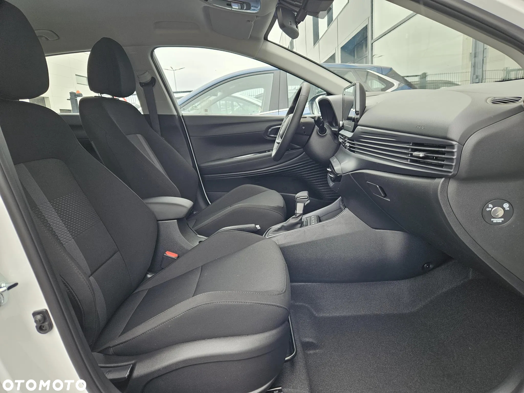 Hyundai i20 1.0 T-GDi Smart DCT - 14