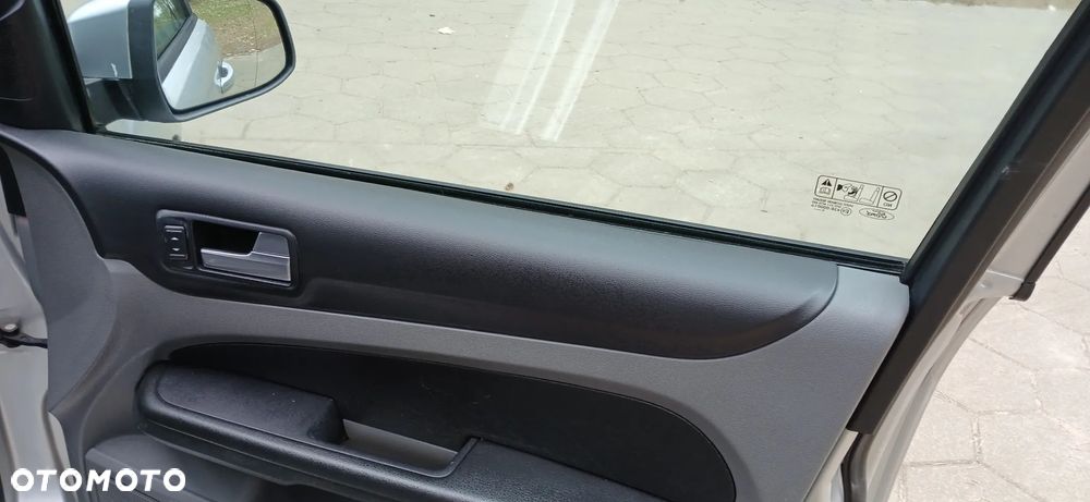 Ford Focus 1.6 16V Silver Magic - 22