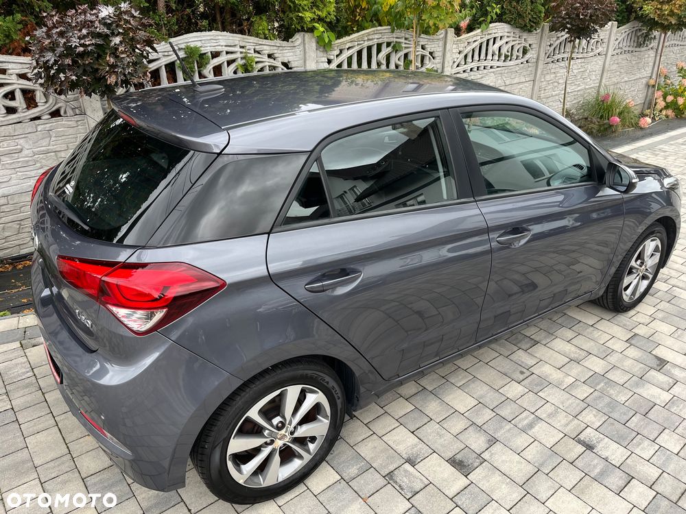 Hyundai i20 - 14