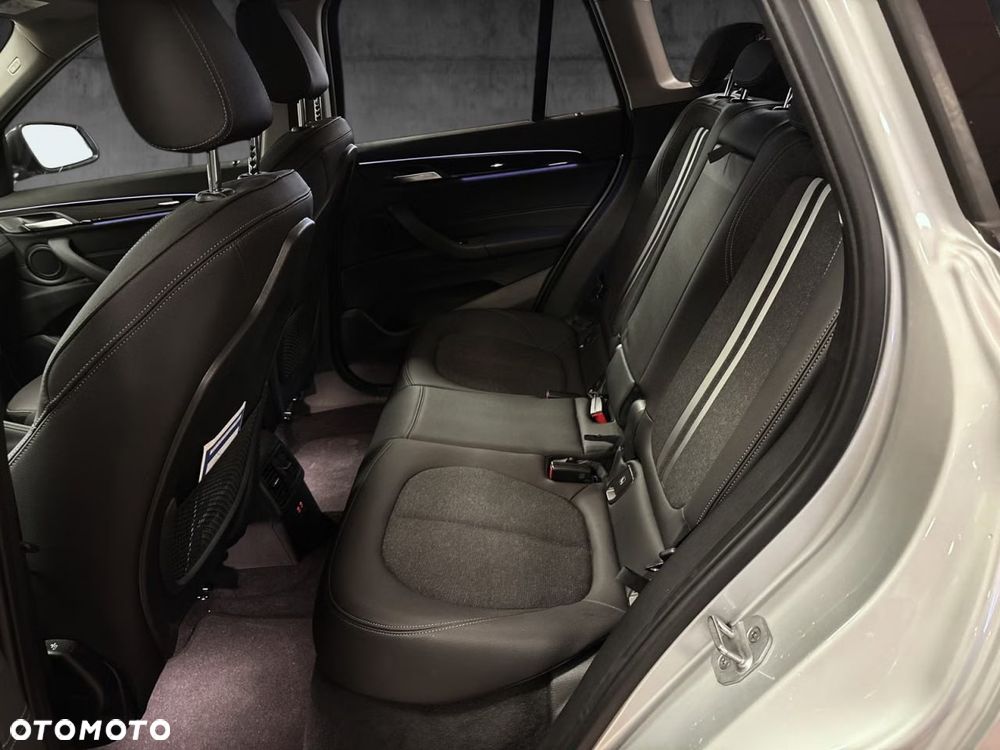 BMW X1 xDrive25e xLine - 20