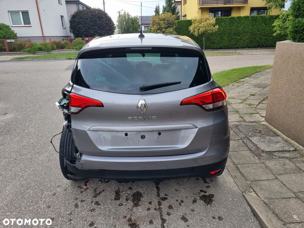 Renault Scenic - 8