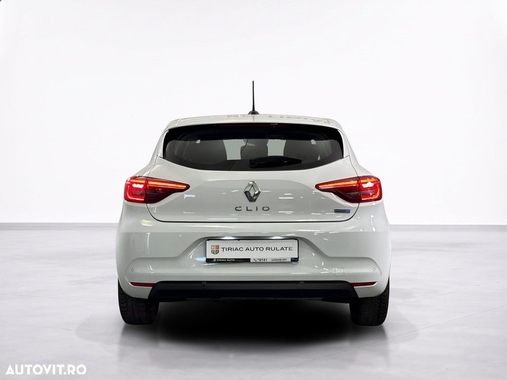 Renault Clio - 5