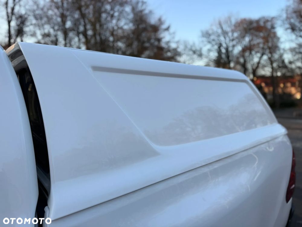 Toyota Hilux 2.4 D-4D Double Cab DLX 4x4 - 33