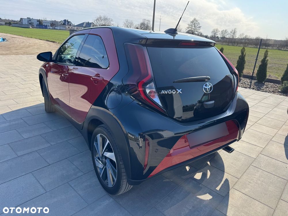 Toyota Aygo X 1.0 VVT-i Executive - 3