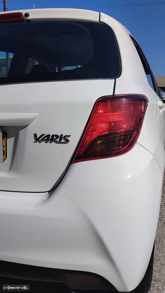 Toyota Yaris 1.0 VVT-i Comfort+P.Style - 14