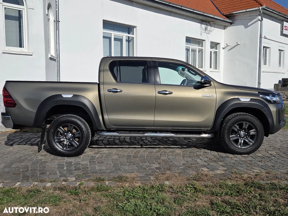 Toyota Hilux - 11