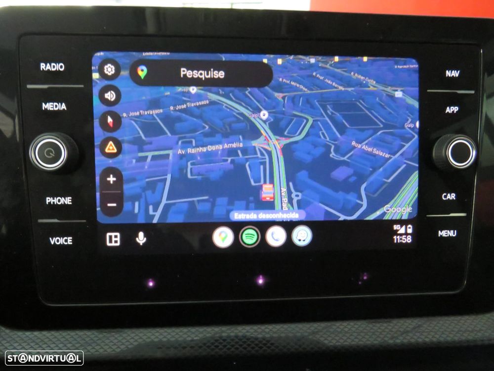 VW T-Cross 1.0 TSI Urban DSG - 26