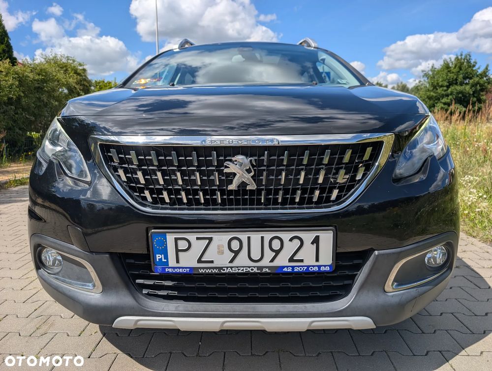 Peugeot 2008 1.2 Pure Tech Allure S&S - 5