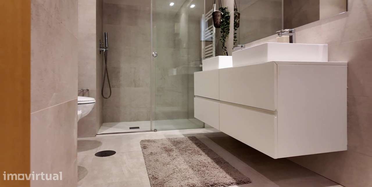 Apartamento T1 com garagem e ar condicionado Vila Nova de Gaia - Grande imagem: 2/17