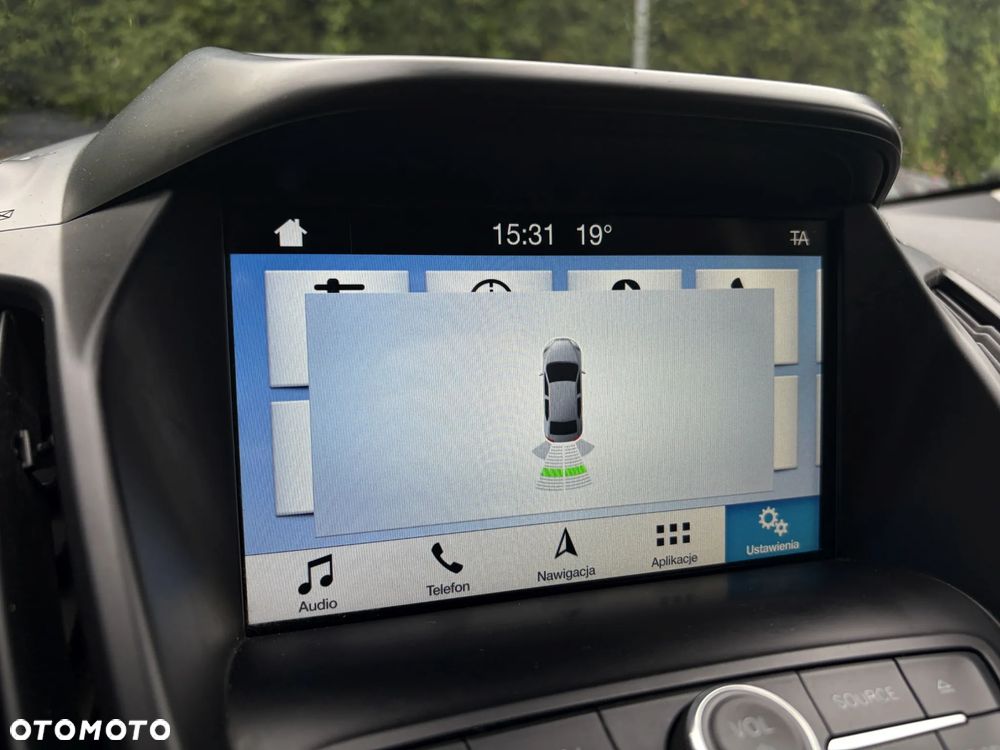 Ford Kuga 2.0 TDCi 2x4 Titanium - 29