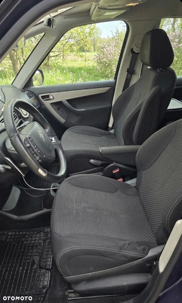 Citroën C4 Picasso - 16