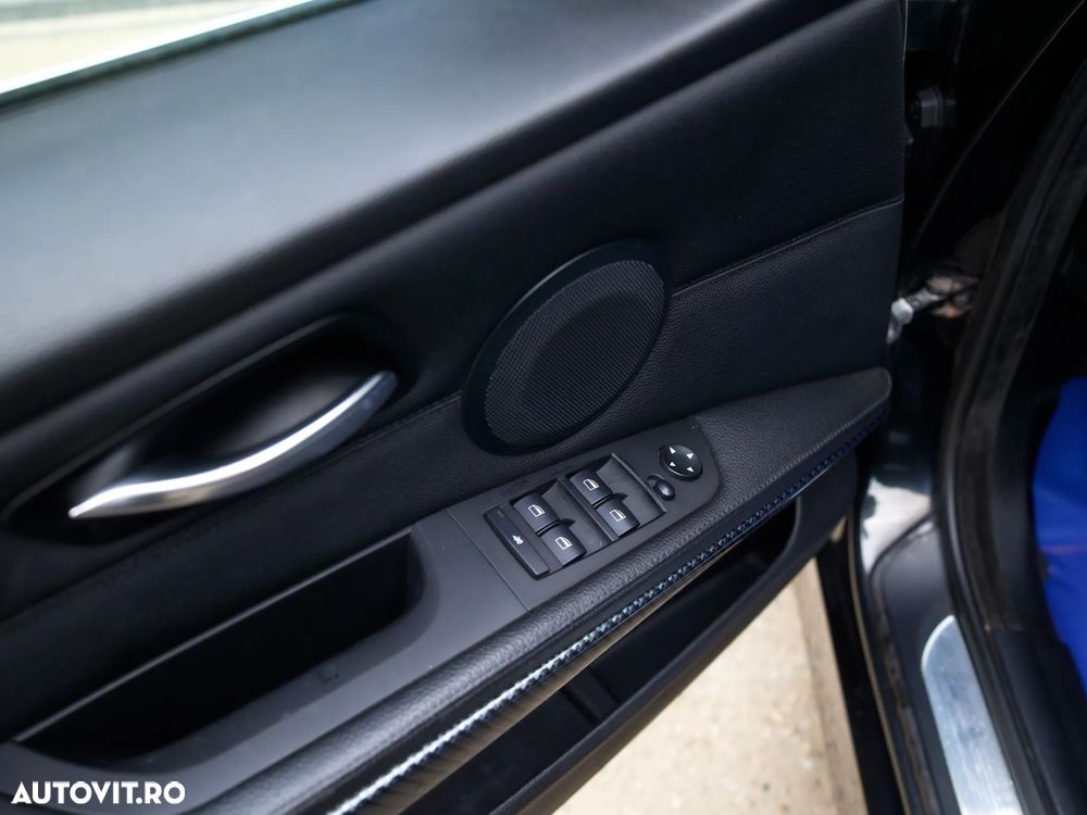 BMW Seria 3 325i xDrive Aut. M Sport Edition - 27